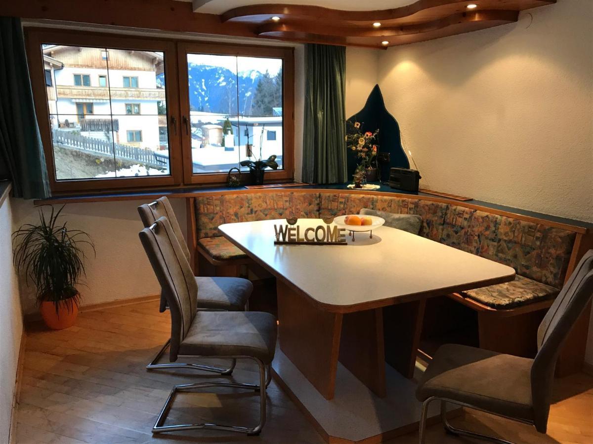 Katja'S Ferienwohnung トリンス エクステリア 写真